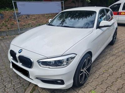 Usata BMW 118 Sport Line 150 CV (110 kW) 2018 Bianco Utilitaria