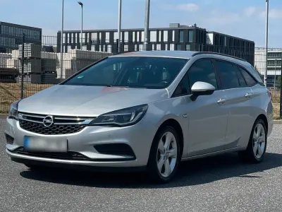 Gebraucht Opel Astra 110 PS (80 kW) 2018 Silber Kombi