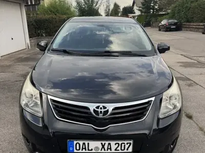 Gebraucht Toyota Avensis Executive 177 PS (130 kW) 2010 Schwarz Limousine
