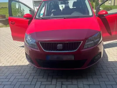 Gebraucht Seat Alhambra 140 PS (102 kW) 2011 Rot Van / Kleinbus