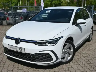 Gebraucht VW Golf VIII GTE 245 PS (180 kW) 2021 Weiß Limousine