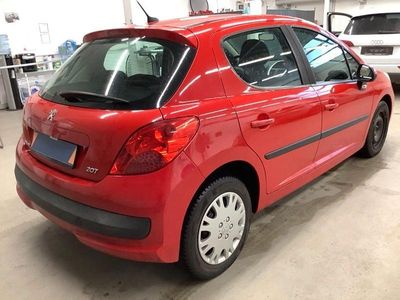 Gebraucht Peugeot 207 Urban Move 95 PS (69 kW) 2010 Rot Kleinwagen
