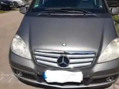 Gebraucht Mercedes 180 Elegance 109 PS (80 kW) 2008 Grau Limousine