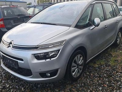 Grau Gebraucht 2015 Citroën Grand C4 Picasso Van / Kleinbus | 2.999 €