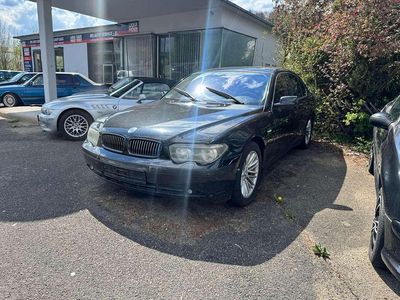 BMW 745