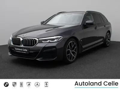Gebraucht BMW 520 M Sport 184 PS (135 kW) 2022 Sophistograu brillanteffekschwarz Limousine
