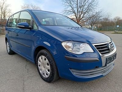 Blau Gebraucht 2009 VW Touran Conceptline Van / Kleinbus | 4.999 € (Fairer Preis)