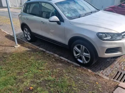 Gebraucht VW Touareg 245 PS (180 kW) 2013 Silber SUV