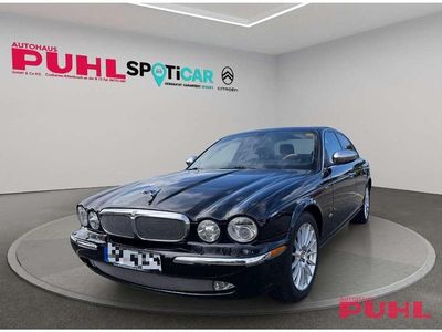 Jaguar XJ8