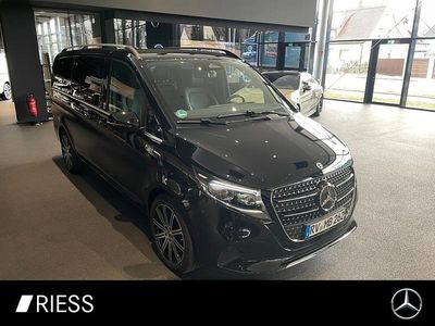 Gebraucht Mercedes V300 Avantgarde 237 PS (174 kW) 2026 Obsidianschwarz Van / Kleinbus