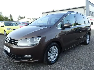 Gebraucht VW Sharan Comfortline 177 PS (130 kW) 2013 Braun Van / Kleinbus