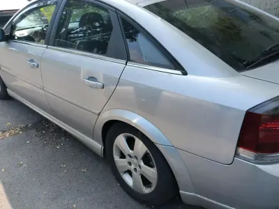 Gebraucht Opel Vectra GTS 155 PS (114 kW) 2004 Silber Limousine