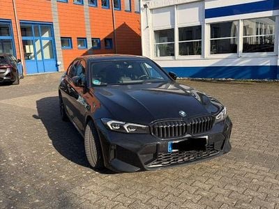Second-hand BMW 330 M Sport 245 CP (180 kW) 2022 Negru Berlinǎ