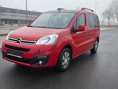 Gebraucht Citroën Berlingo Shine 99 PS (72 kW) 2015 Rot Van / Kleinbus