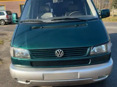Gebraucht VW Multivan 140 PS (102 kW) 1996 Grün Van / Kleinbus
