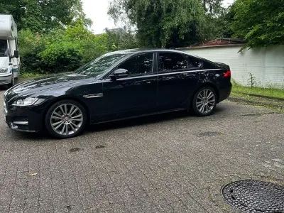 Gebraucht Jaguar XF R-Sport 300 PS (220 kW) 2016 Schwarz Limousine