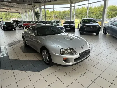 Second-hand Toyota Supra 330 CP (242 kW) 1994 Argintiu Coupe