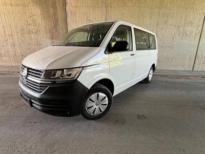 Usata VW Caravelle 110 CV (80 kW) 2021 Bianco Monovolume