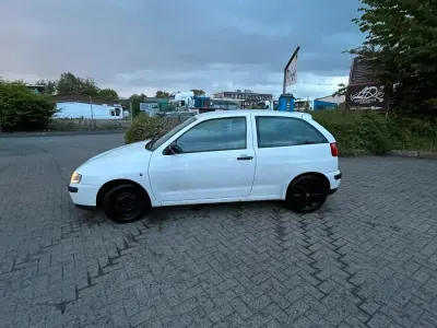 Gebraucht Seat Ibiza 95 PS (69 kW) 2001 Weiß Kleinwagen