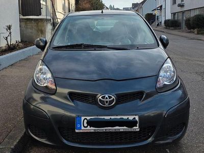 Schwarz Gebraucht 2009 Toyota Aygo Cool Kleinwagen | 2.800 € (Fairer Preis)