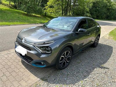 Grau Gebraucht 2021 Citroën e-C4 Limousine | 15.999 € (Fairer Preis)