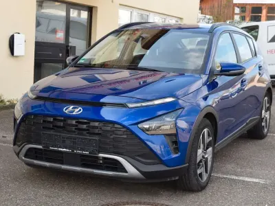 Gebraucht Hyundai Bayon Intro Edition 101 PS (74 kW) 2022 Blau SUV