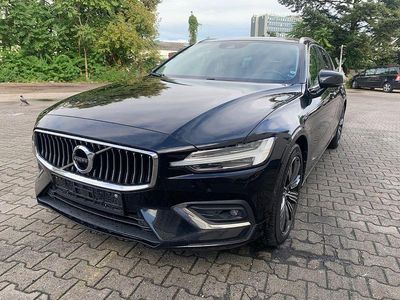 Gebraucht Volvo V60 Inscription 190 PS (139 kW) 2018 Schwarz Kombi