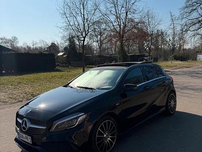Usata Mercedes A200 AMG line 136 CV (100 kW) 2018 Nero Berlina