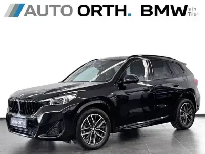 Gebraucht BMW X1 M Sport 163 PS (119 kW) 2023 Schwarz SUV