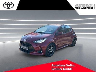 Gebraucht Toyota Yaris Hybrid Club 116 PS (85 kW) 2020 Rot Limousine