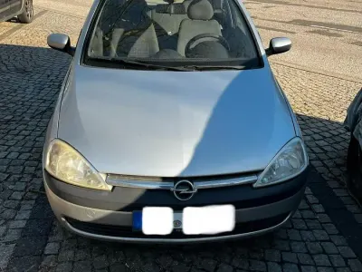 Usata Opel Corsa Njoy 58 CV (42 kW) 2003 Argento Utilitaria