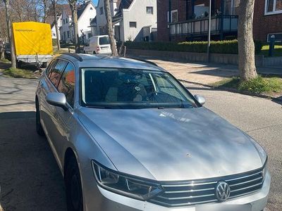 Gebraucht VW Passat 150 PS (110 kW) 2015 Silber Kombi