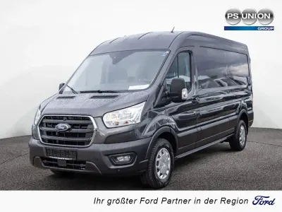 Gebraucht Ford Transit Trend 131 PS (96 kW) 2022 Grau / magnetic grau Van
