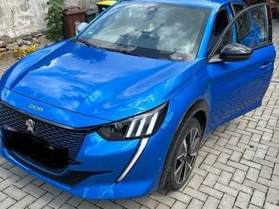Peugeot e-208
