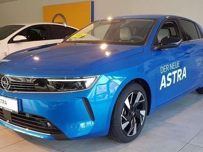 Gebraucht Opel Astra Elegance 131 PS (96 kW) 2022 Kobalt blau/vertigo blau Limousine