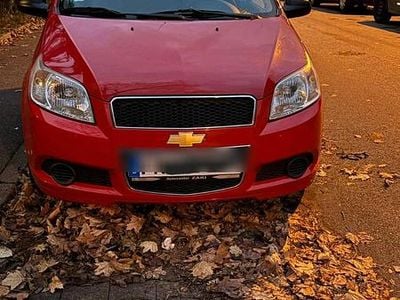 Gebraucht Chevrolet Aveo 84 PS (61 kW) 2009 Rot Kleinwagen