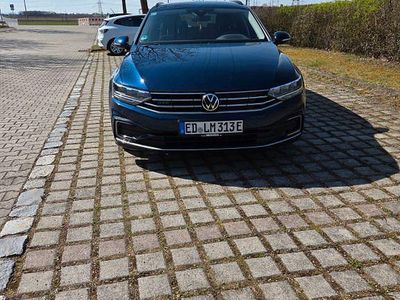 Second-hand VW Passat GTE 218 CP (160 kW) 2021 Albastru Break