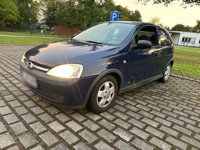 Blau Gebraucht 2003 Opel Corsa Kleinwagen | 450 € (Guter Preis)