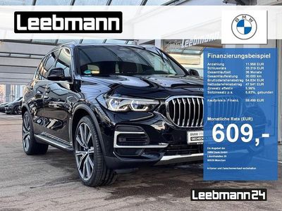 Schwarz uni (metallic) Gebraucht 2022 BMW X5 xLine SUV | 59.499 €