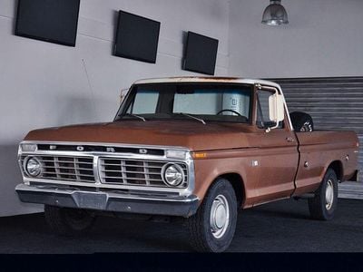 Gebraucht Ford V8 140 PS (102 kW) 1974 Braun SUV