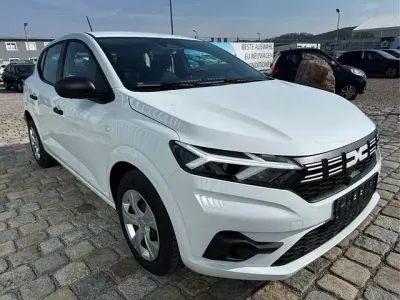 Neu Dacia Sandero Essentiel 91 PS (66 kW) 2026 Weiß weiß Limousine