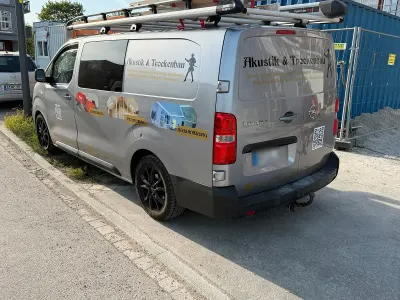 Gebraucht Opel Vivaro 106 PS (77 kW) 2023 Silber Van / Kleinbus