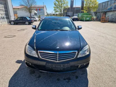 Gebraucht Mercedes C180 Classic 156 PS (114 kW) 2008 Schwarz Limousine