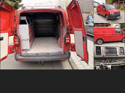 Gebraucht VW Transporter 102 PS (75 kW) 2019 Rot Van