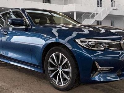 Blau Gebraucht 2020 BMW 320 Luxury Line Limousine | 28.490 € (Fairer Preis)