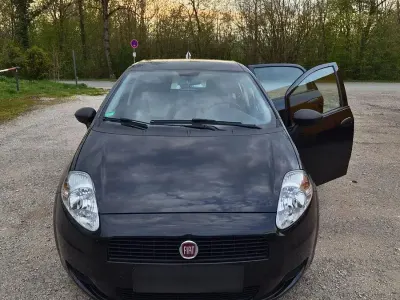 Gebraucht Fiat Punto Pop 69 PS (50 kW) 2013 Schwarz Kleinwagen