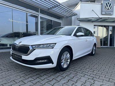 Gebraucht Skoda Octavia First Edition 150 PS (110 kW) 2022 Weiß Kombi