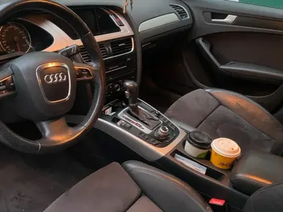 Gebraucht Audi A4 Ambiente 160 PS (117 kW) 2010 Schwarz Kombi