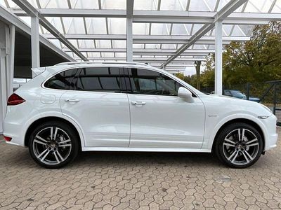 Porsche Cayenne S E-Hybrid