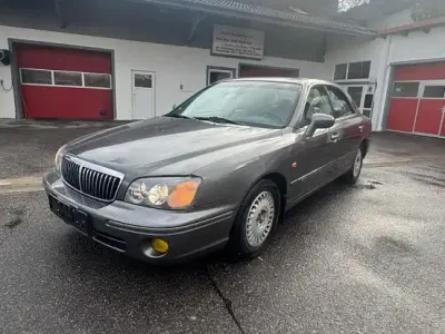 Gebraucht Hyundai XG 190 PS (139 kW) 1999 Gold Limousine